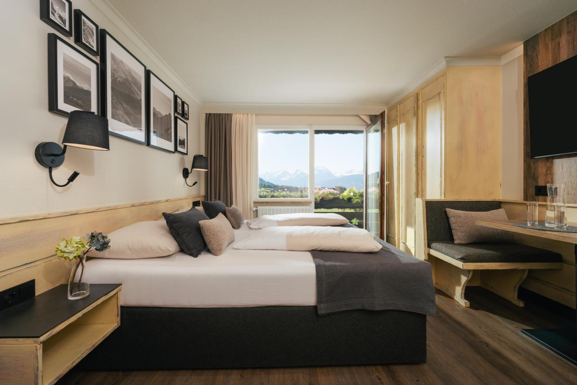 Mondi Hotel Аксамс Экстерьер фото