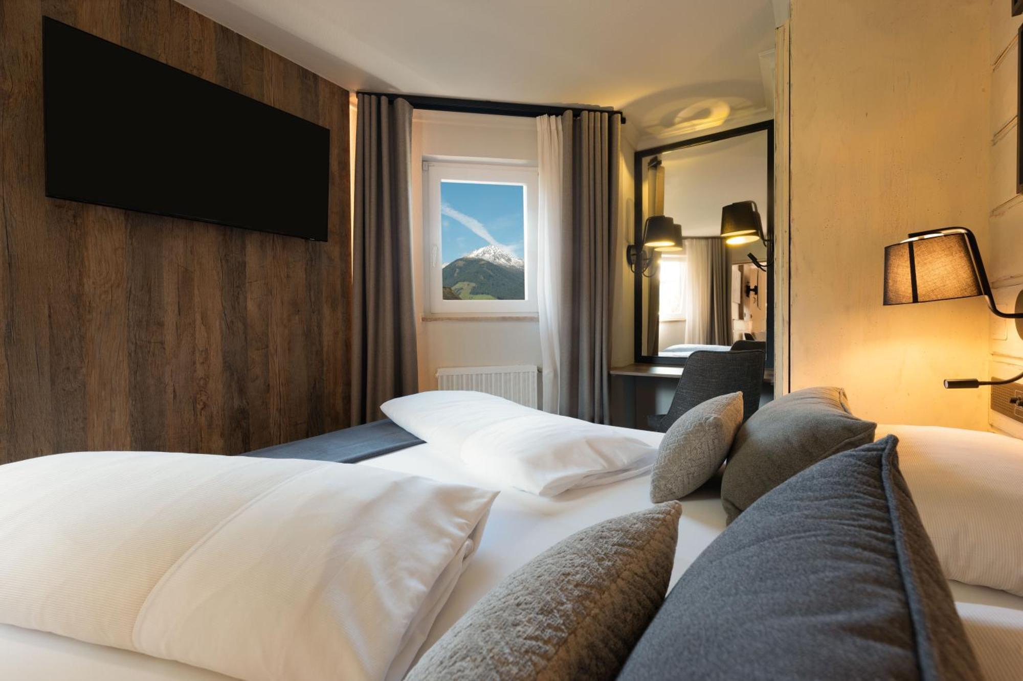 Mondi Hotel Аксамс Экстерьер фото