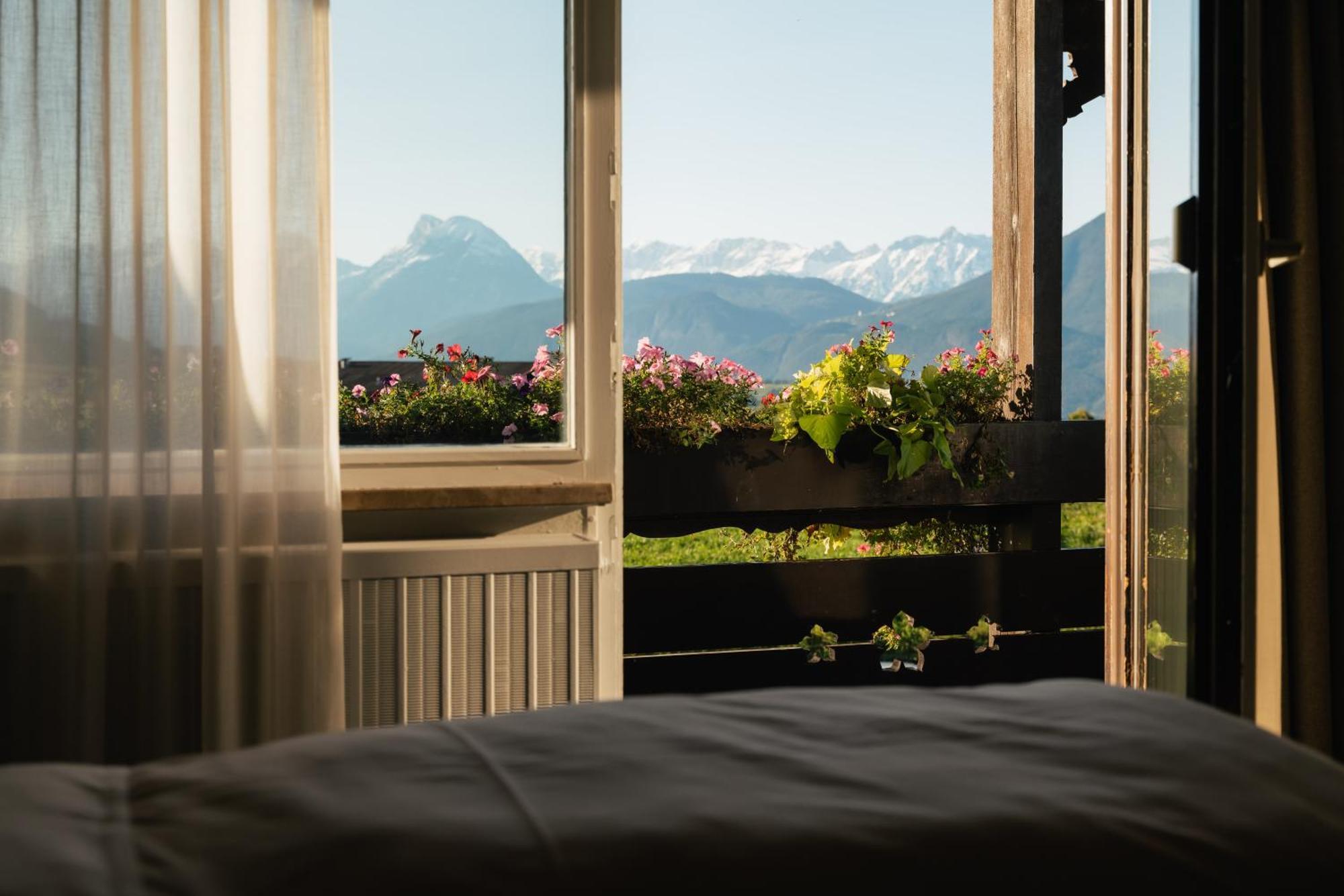 Mondi Hotel Аксамс Экстерьер фото