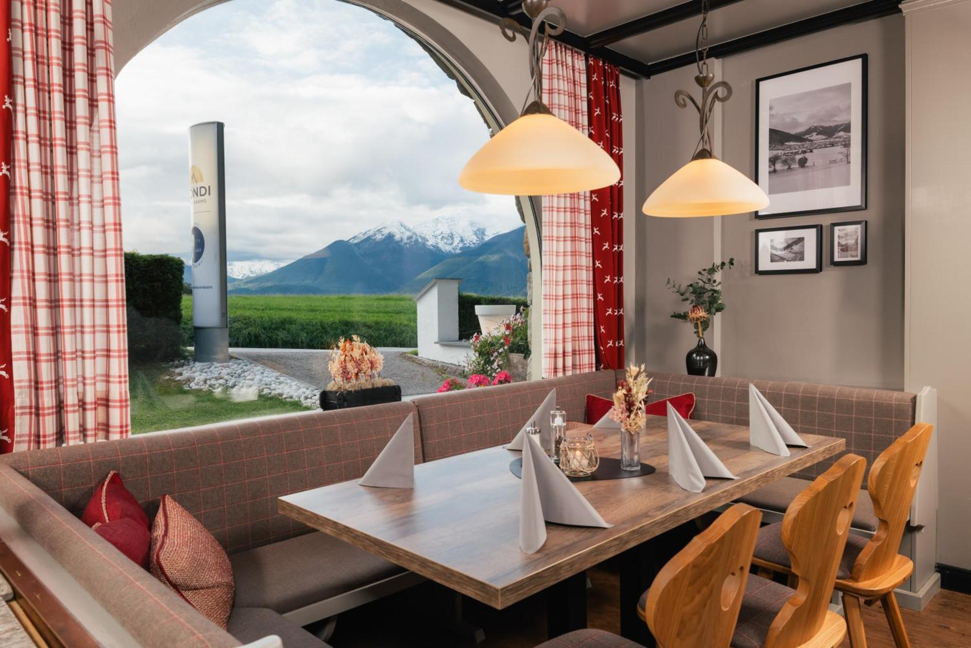 Mondi Hotel Аксамс Экстерьер фото