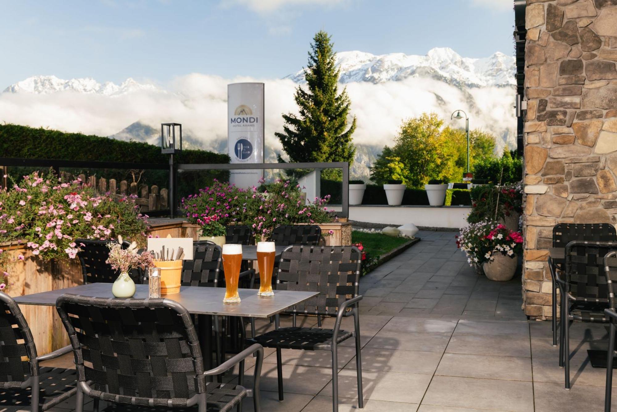 Mondi Hotel Аксамс Экстерьер фото
